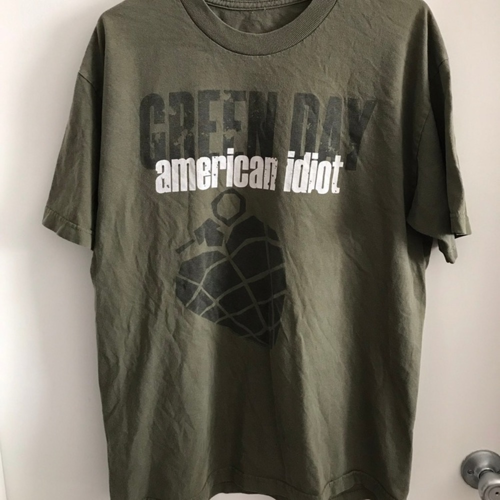 Early 2000s Green Day American Idiot tee